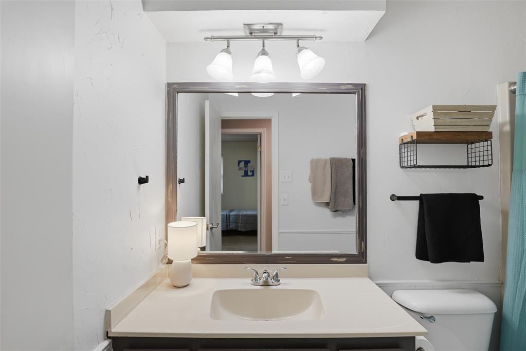 1840 Greenway Avenue Property Photo 21