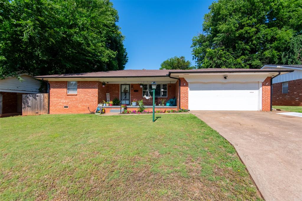1125 N Walker Drive Property Photo 1