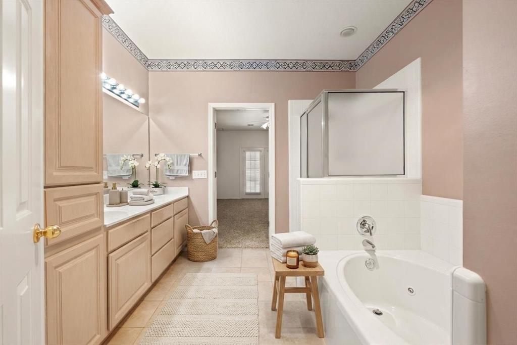 15800 Napa Ridge Property Photo 7