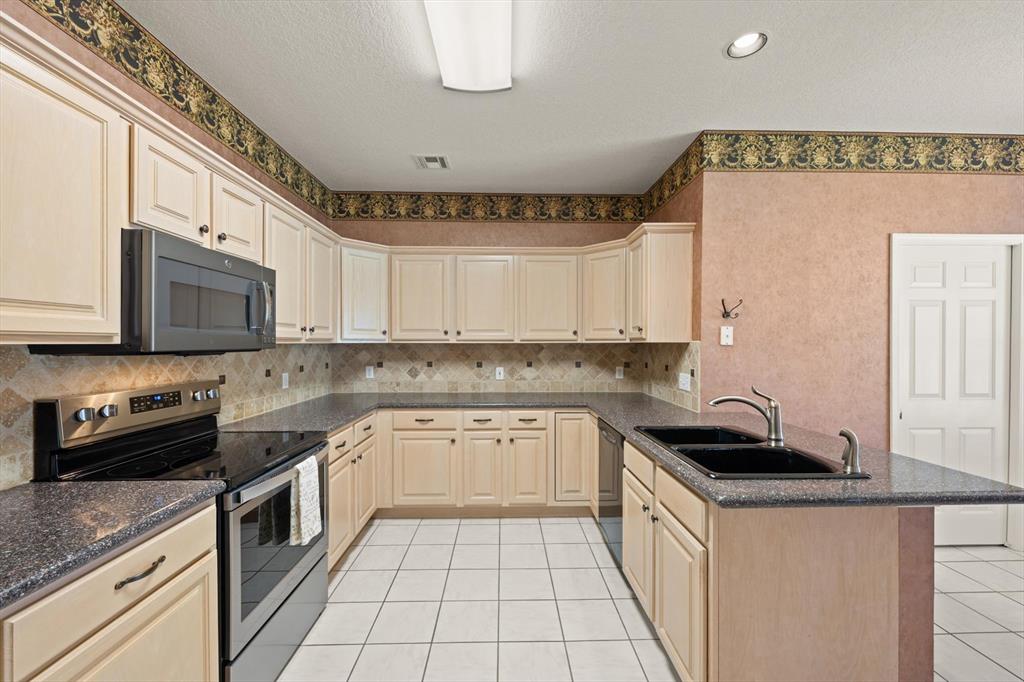 15800 Napa Ridge Property Photo 14