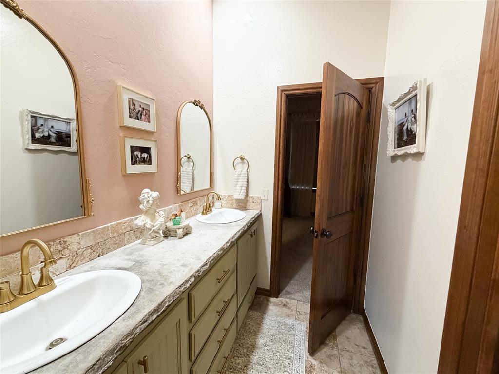 15284 S County Road 208 Property Photo 25