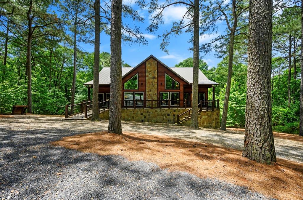 207 LONELY MAPLE Trail Property Photo 1