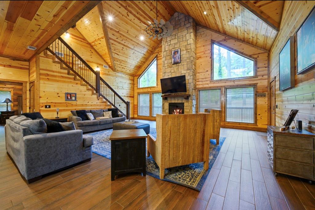 207 Lonely Maple Trail Property Photo 10