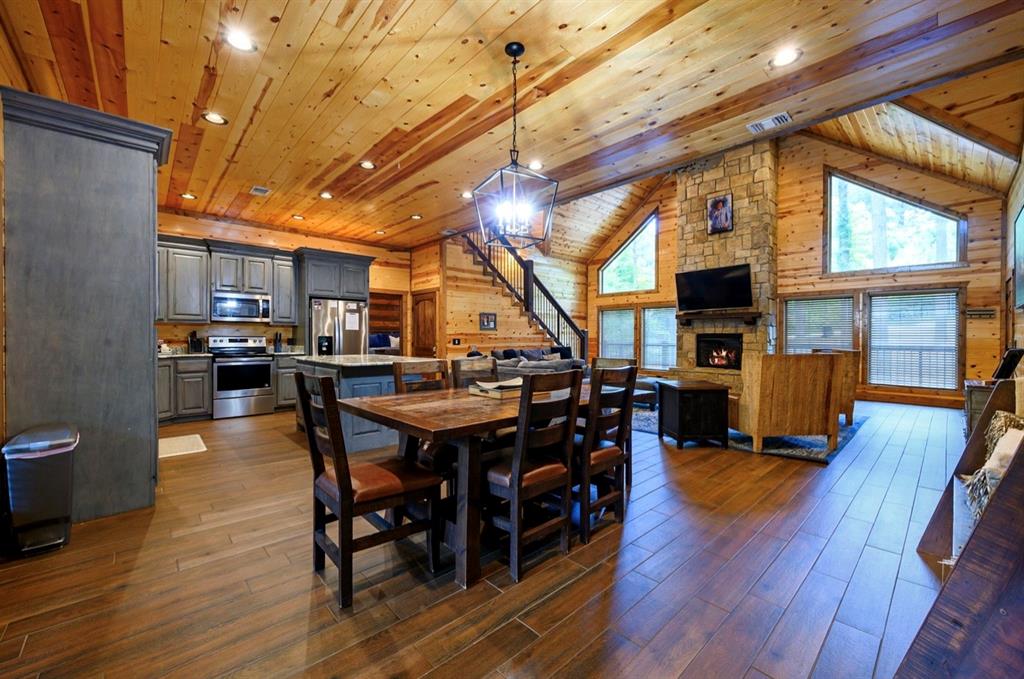 207 Lonely Maple Trail Property Photo 12