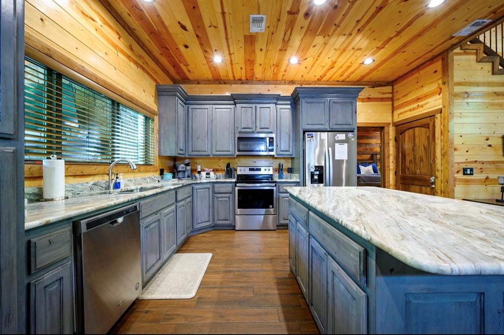 207 Lonely Maple Trail Property Photo 15