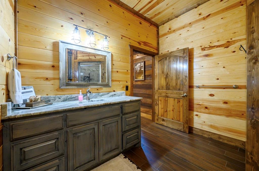 207 Lonely Maple Trail Property Photo 27