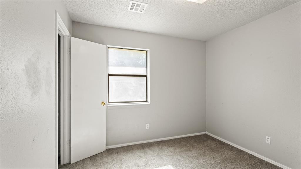 329 Nw 120th Street Property Photo 15