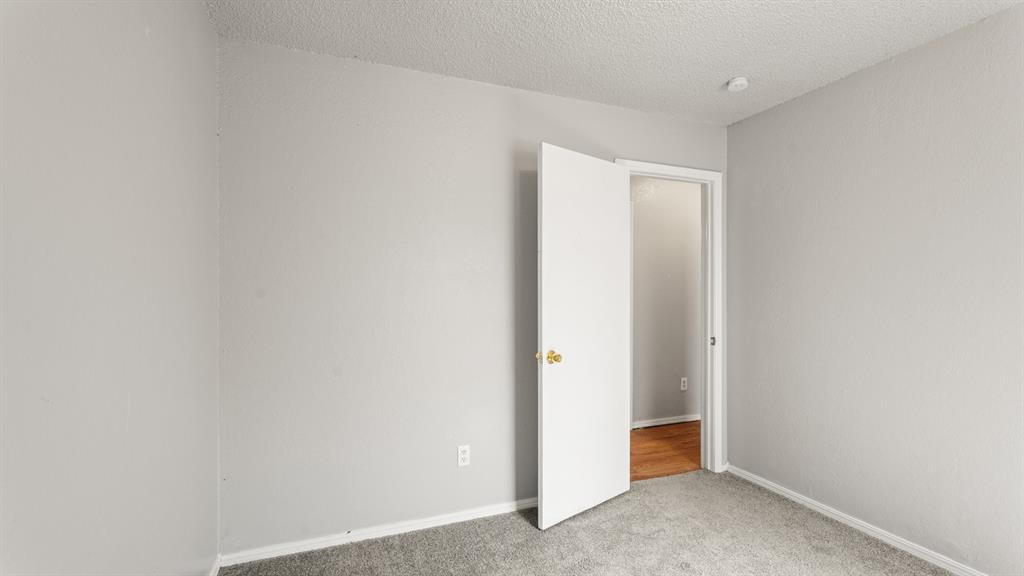 329 Nw 120th Street Property Photo 16
