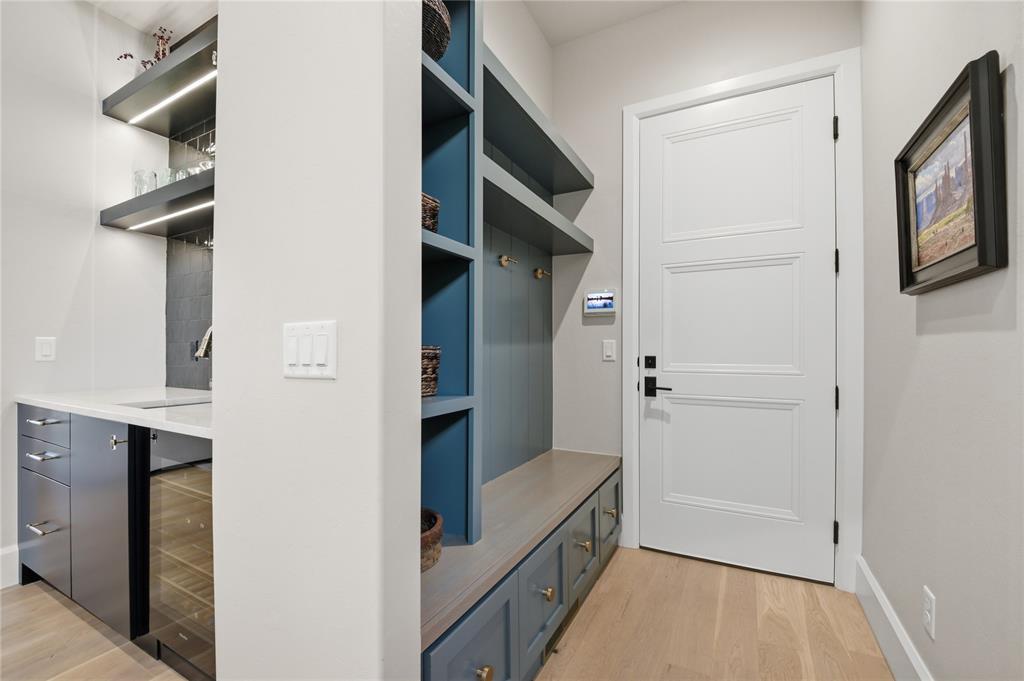 15600 Waterstone Way Property Photo 21