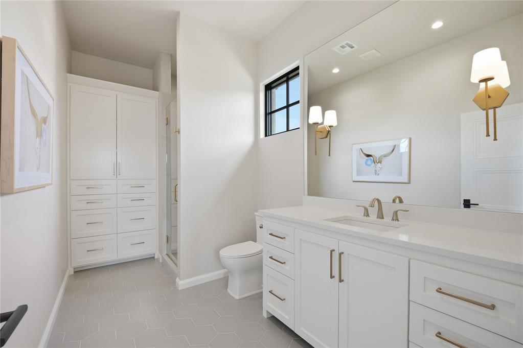 15600 Waterstone Way Property Photo 38