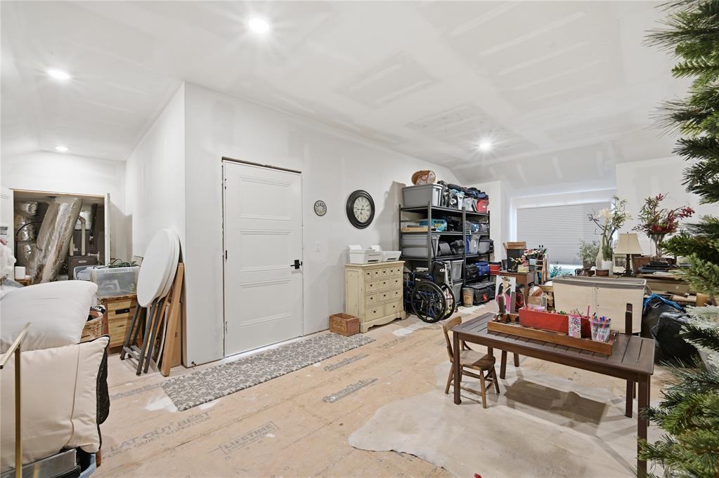 15600 Waterstone Way Property Photo 41