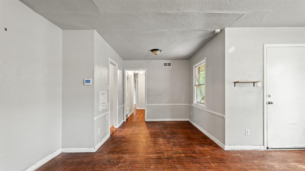1805 Meyers Place Property Photo 6