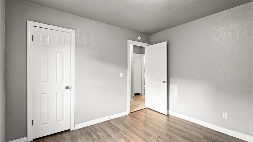 2212 Miramar Boulevard Property Photo 13
