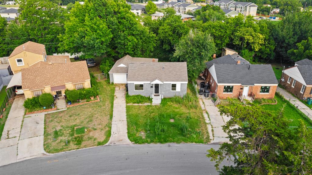 2212 Miramar Boulevard Property Photo 28