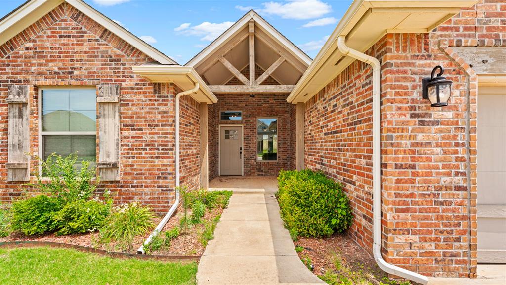 14512 Privas Lane Property Photo 4