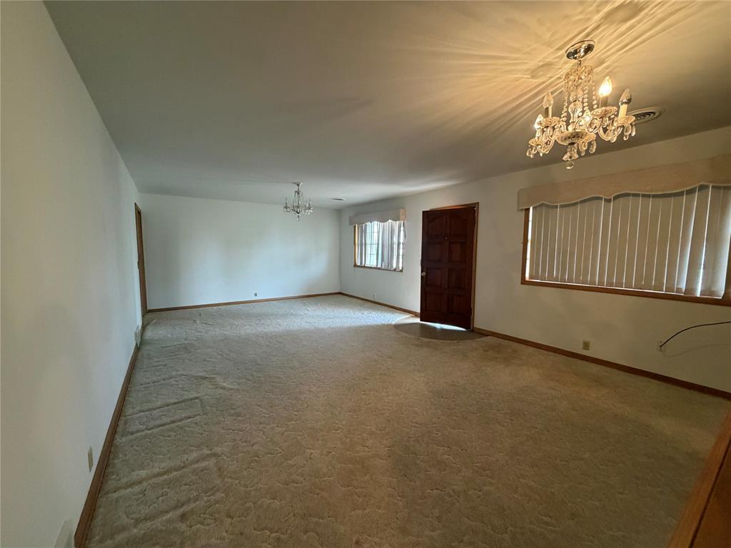 210 S 6th Street Property Photo 11