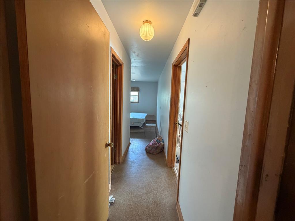 210 S 6th Street Property Photo 17