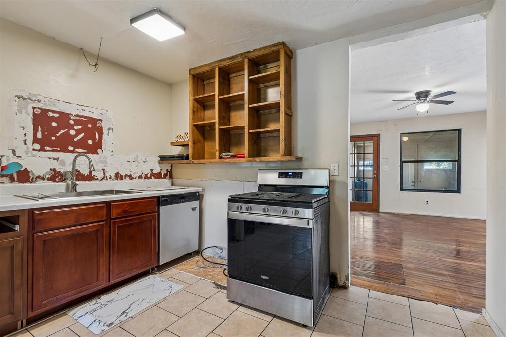 5817 Jericho Property Photo 13