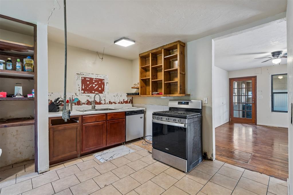 5817 Jericho Property Photo 14