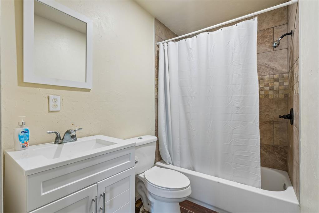 5817 Jericho Property Photo 29