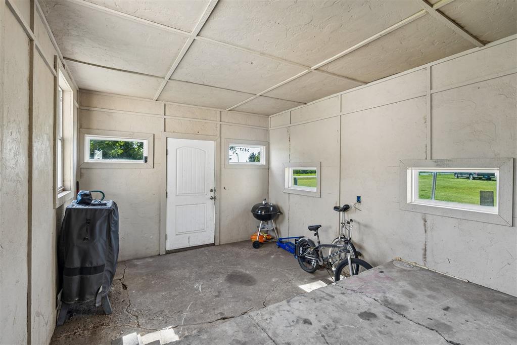 5817 Jericho Property Photo 33