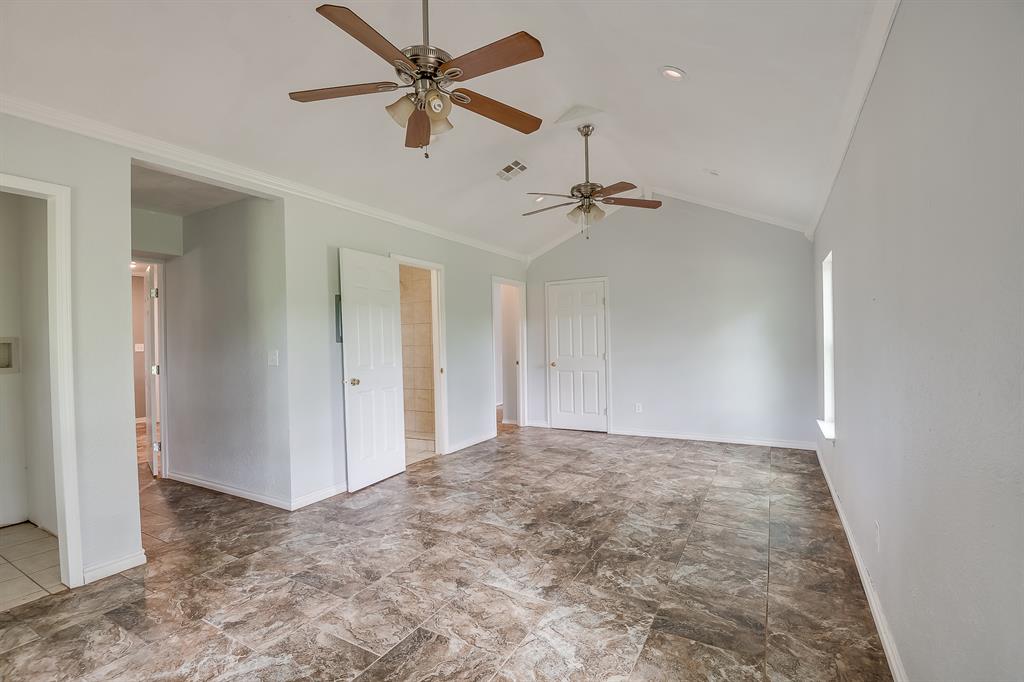 331743 E 1020 Road Property Photo 17