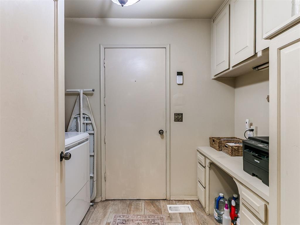 10208 Westlake Drive Property Photo 22