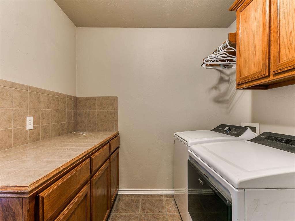 2333 Serenade Drive Property Photo 29