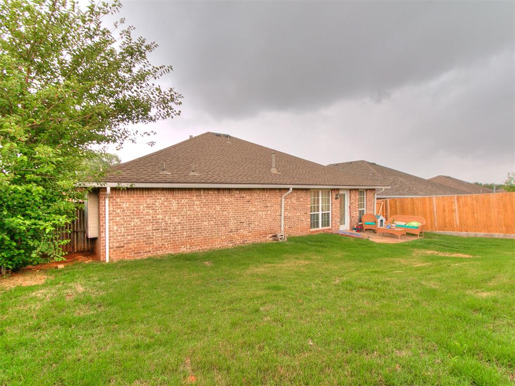 2333 Serenade Drive Property Photo 34