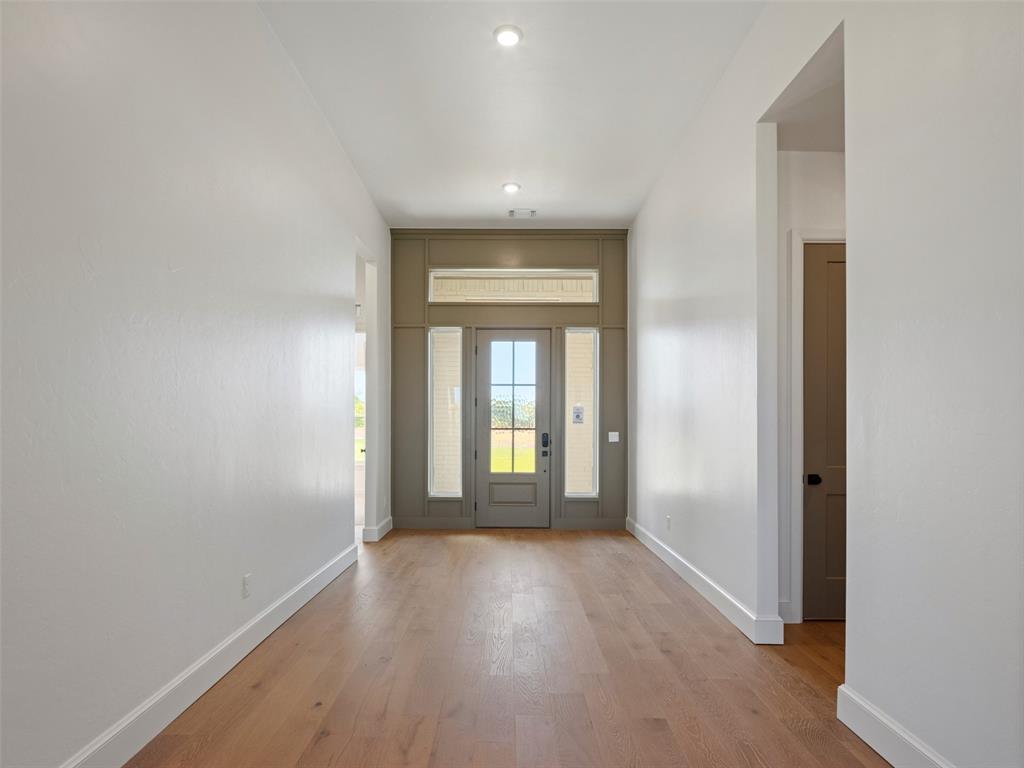 1809 Meadowview Drive Property Photo 6