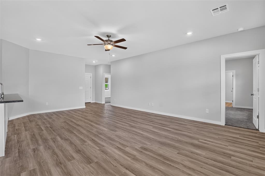 524 Stella Trail Property Photo 6