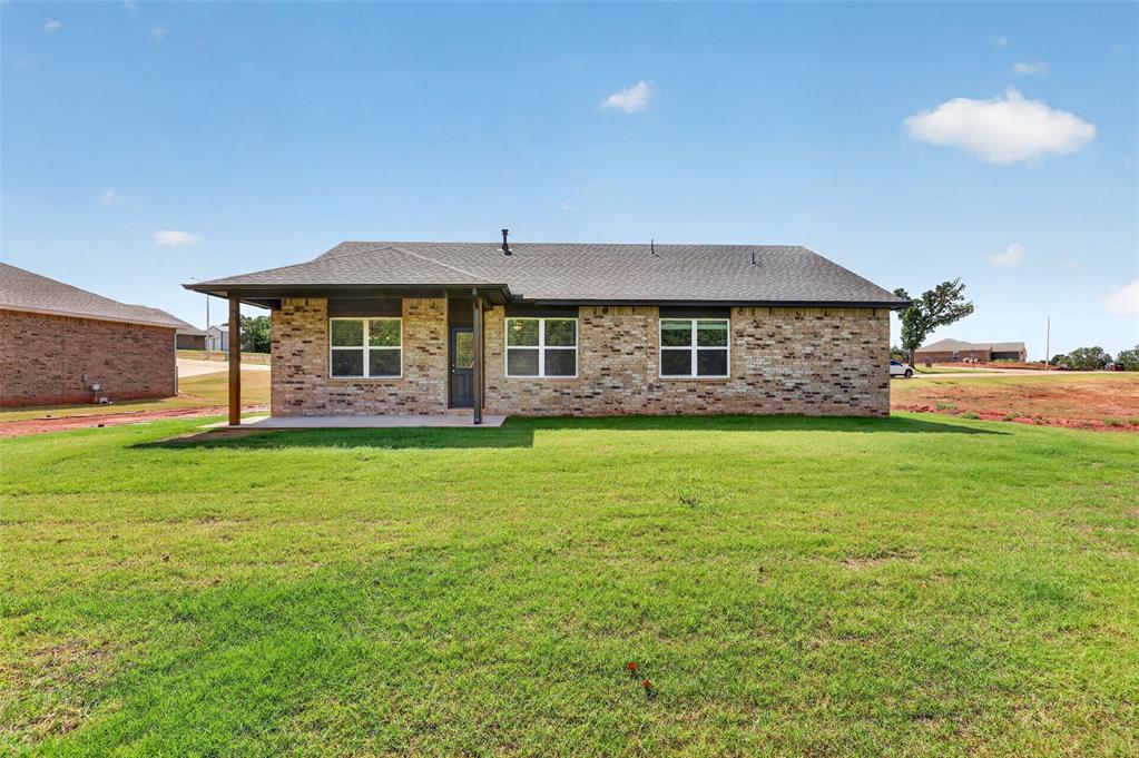 524 Stella Trail Property Photo 33