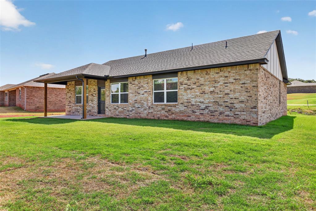 524 Stella Trail Property Photo 35