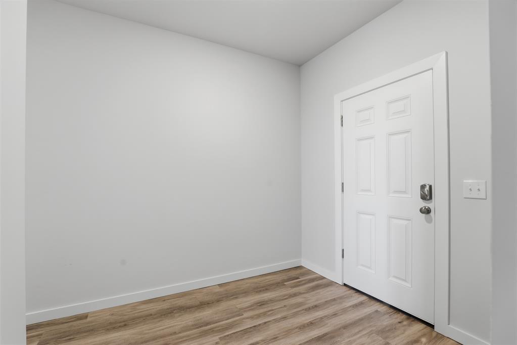 597 Stella Trail Property Photo 3