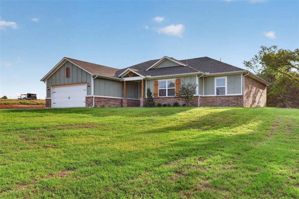 385 Cumberland Drive Property Photo 1