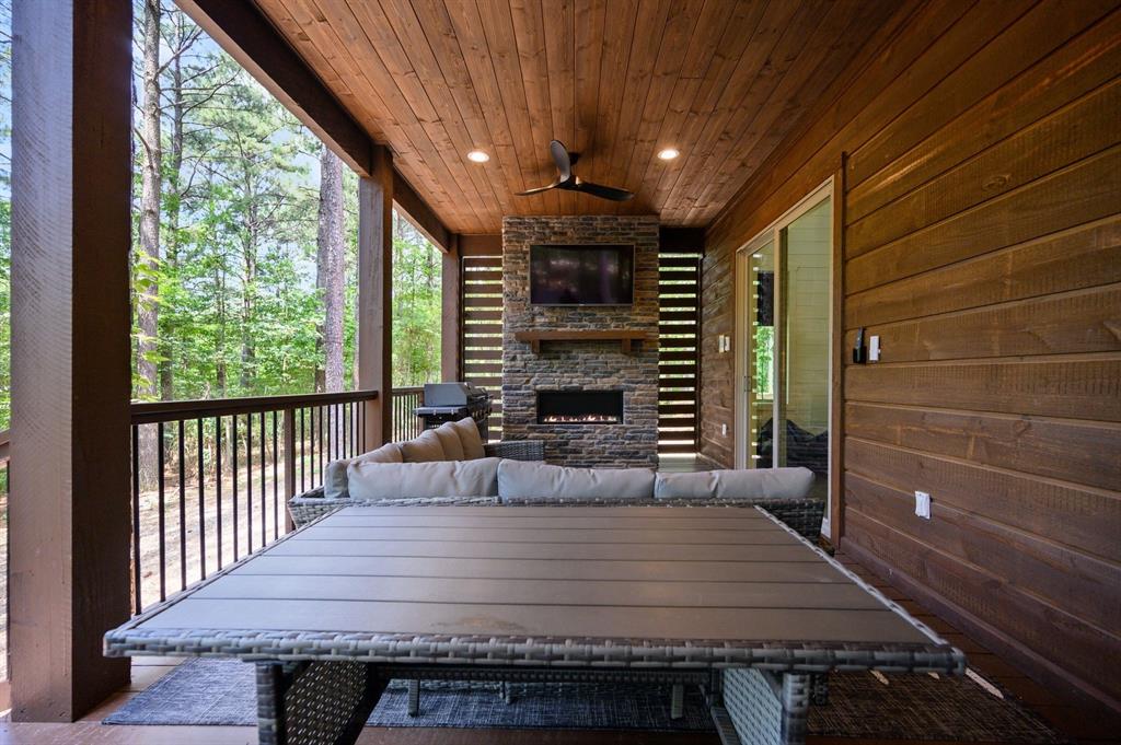 160 Bombardier Lane Property Photo 42