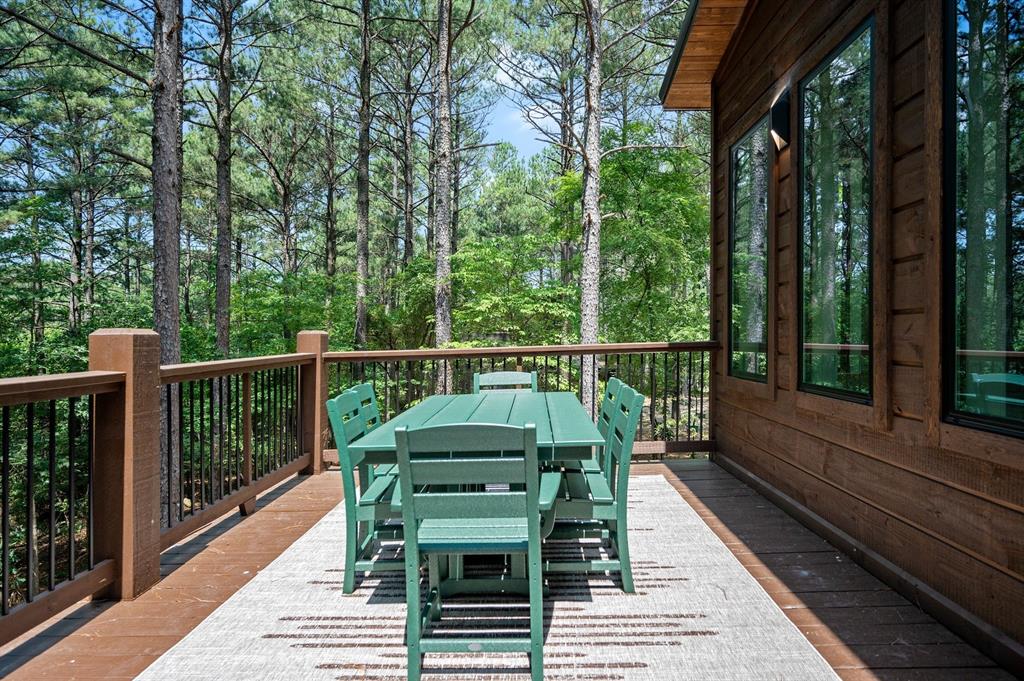 160 Bombardier Lane Property Photo 43