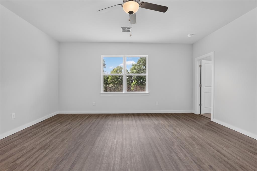 504 Cumberland Drive Property Photo 12