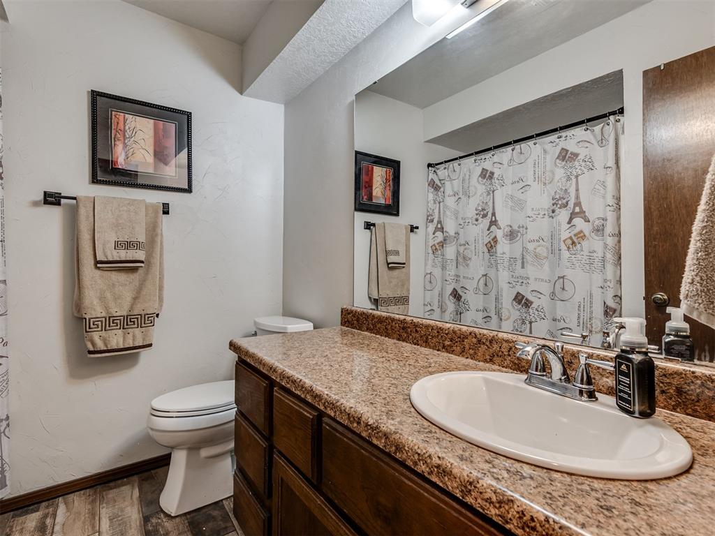 2910 Stonepoint Dr 2910 Property Photo 25