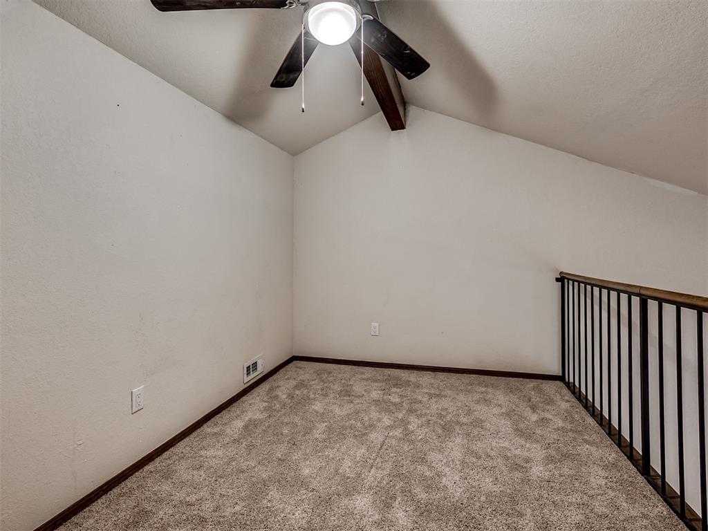 2910 Stonepoint Dr 2910 Property Photo 28