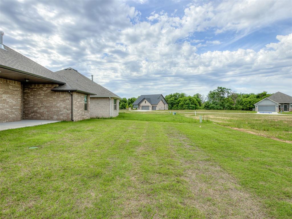 7613 Three Woods Lane Property Photo 35