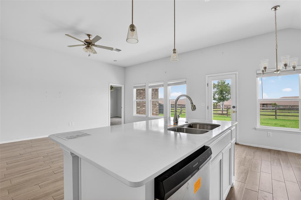 1037 Piper Street Property Photo 22