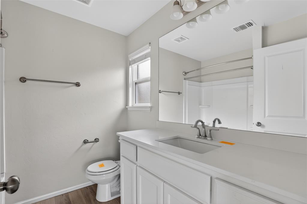 1037 Piper Street Property Photo 26
