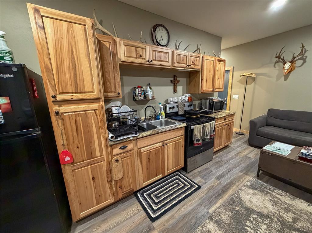 376098 E 990 Road Property Photo 26