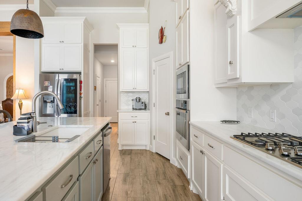 18205 Calder Road Property Photo 20