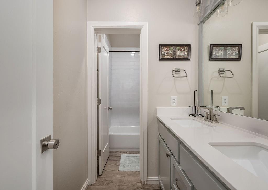 18205 Calder Road Property Photo 27