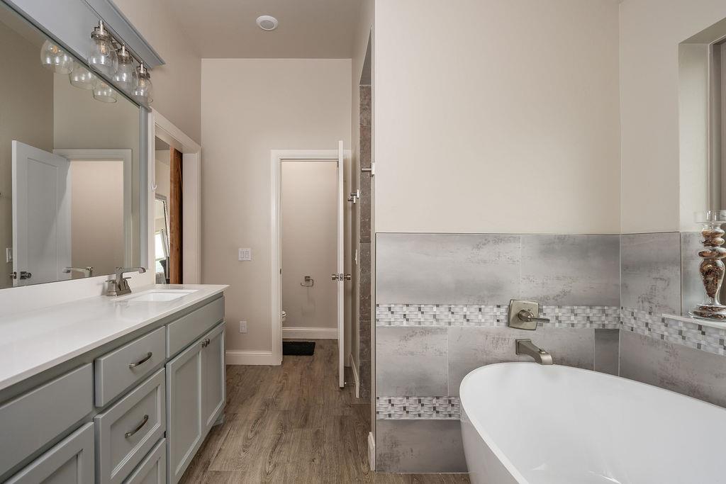 18205 Calder Road Property Photo 31