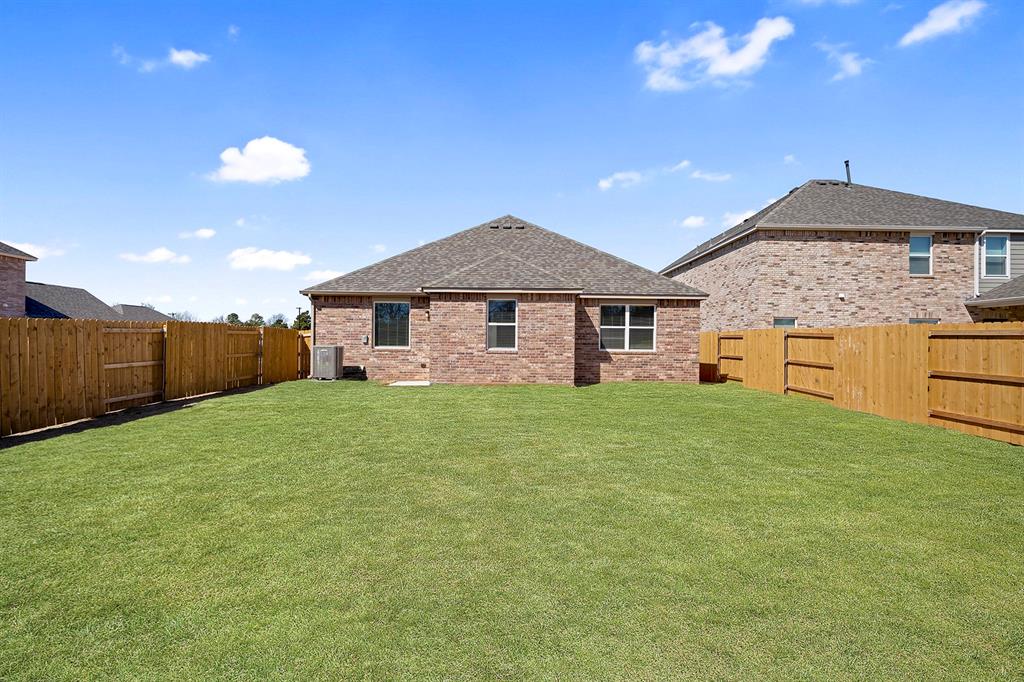 3001 Evyn Boulevard Property Photo 8