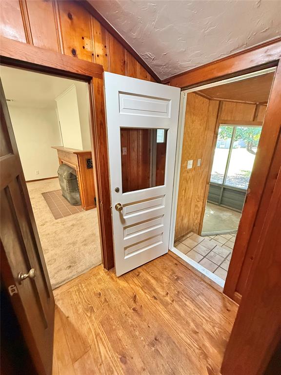 207 S Park Road Property Photo 11