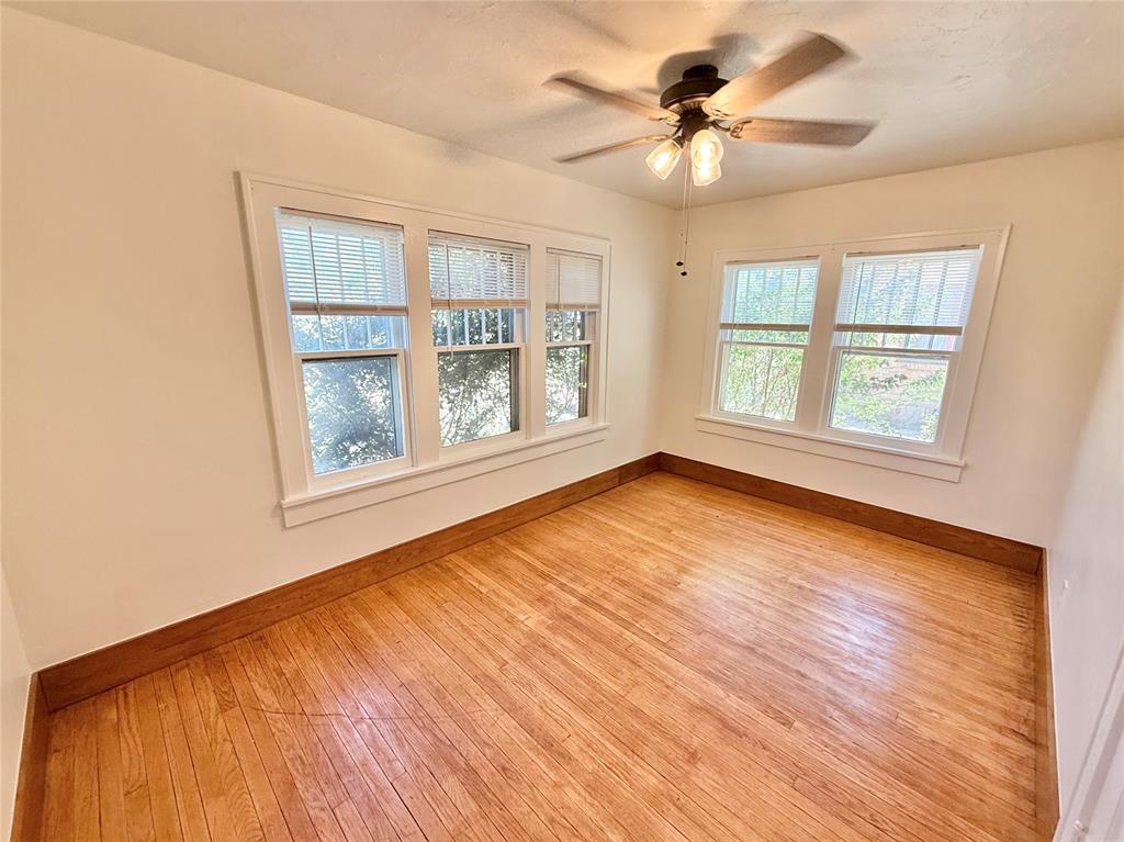 207 S Park Road Property Photo 14